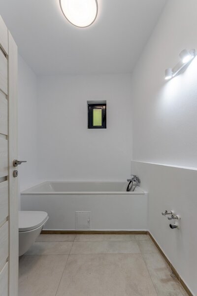 Banu Manta, parter 5 camere, 156 mp nou,